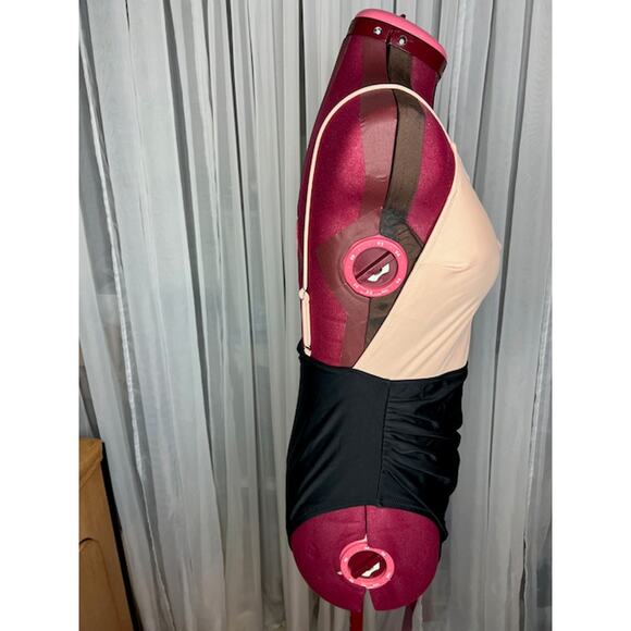 Cupshe Keyhole One Piece Swimsuit tie front pink black - Picture 5 of 6